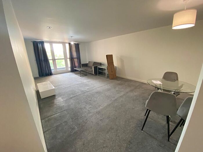 2 Bedroom Flat To Rent In Adelphi Street, Manchester, M3