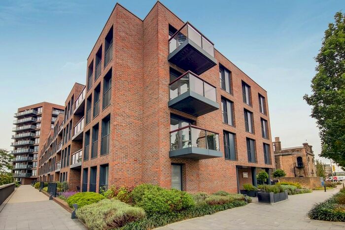 2 Bedroom Flat To Rent In Imperial Building, Woolwich Riverside, London, SE18
