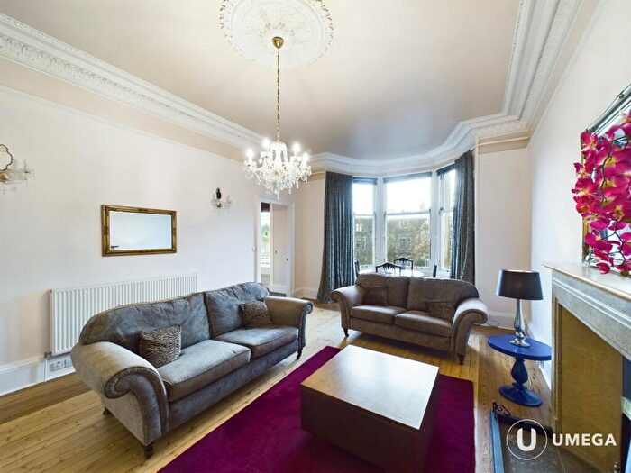 2 Bedroom Apartment To Rent In Murrayfield Avenue, Murrayfield, Edinburgh, EH12