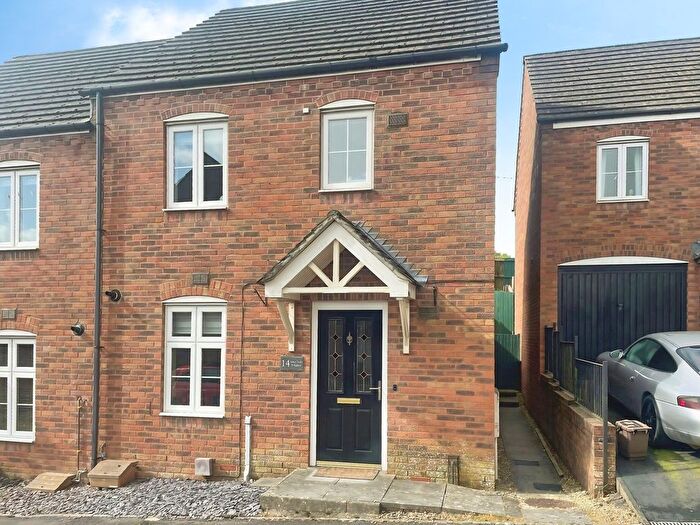3 Bedroom Semi Detached House For Sale In Church Bell Sound, Bridgend, CF31