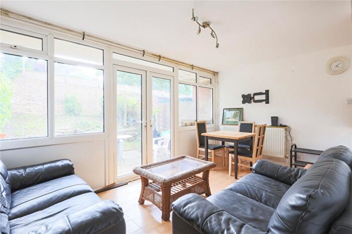 4 Bedroom Terraced House To Rent In Penderyn Way, Carlton Road, Islington, London, N7
