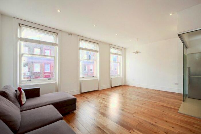 2 Bedroom Flat To Rent In Rosary Gardens, London, SW7