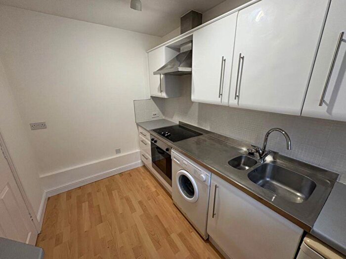 Flat To Rent In Filbert Street East, Leicester, LE2