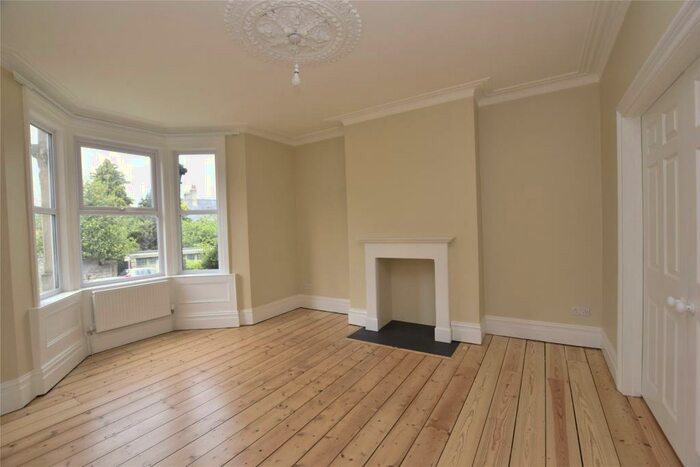 3 Bedroom Terraced House To Rent In Wellsway, Bath, Somerset, BA2
