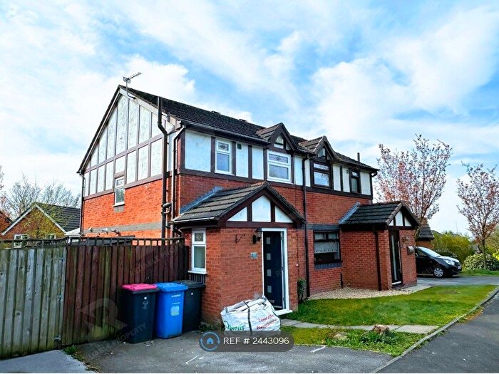 3 Bedroom Semi-Detached House To Rent In Quarry Pond Road, Worsley, Manchester, M28