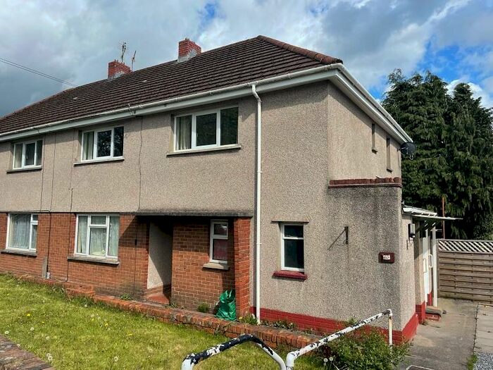2 Bedroom Flat To Rent In Heol Catwg, Neath, Neath Port Talbot., SA10