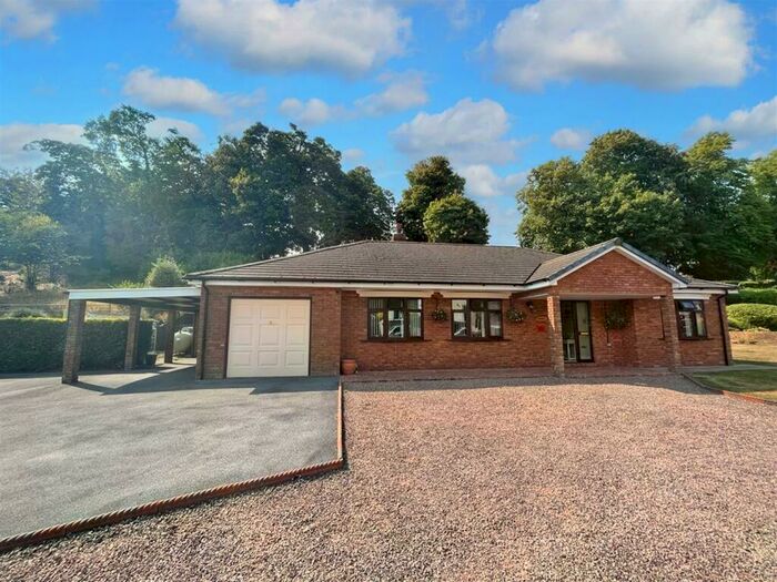 3 Bedroom Detached Bungalow For Sale In Glanarberth, Llechryd, Cardigan, SA43