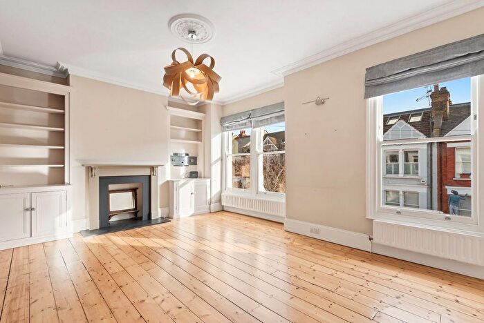 2 Bedroom Flat To Rent In Lambrook Terrace, Bishops Park, SW6