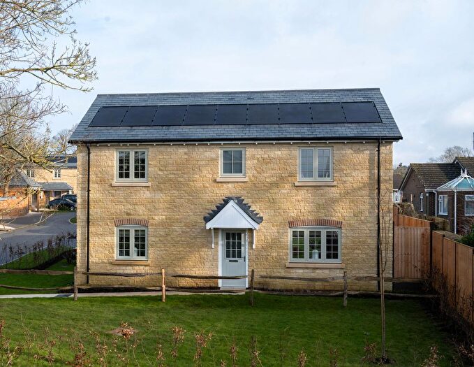 4 Bedroom Detached House For Sale In Hintons Croft, Wanborough, Swindon, SN4