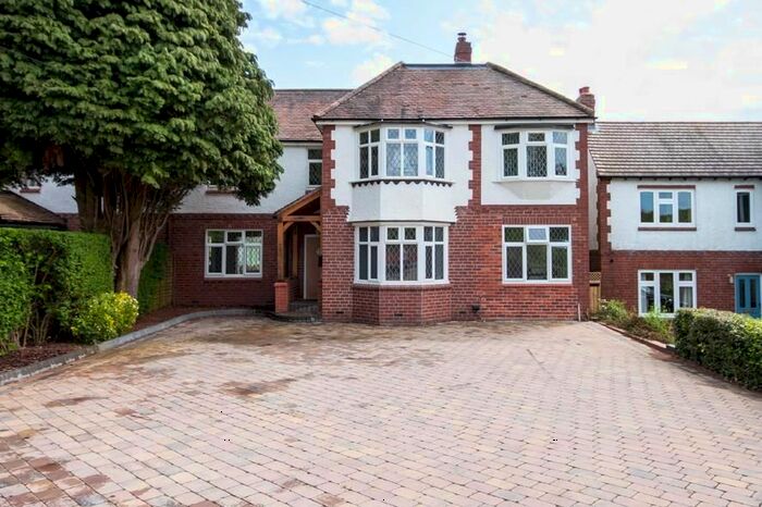 3 Bedroom Semi-Detached House For Sale In Cumberledge Hill, Cannock Wood, WS15