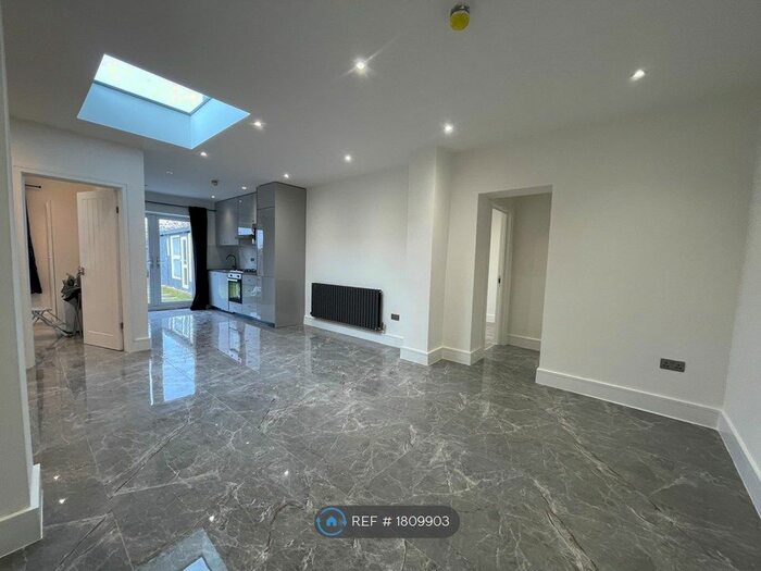 3 Bedroom Terraced House To Rent In Horton Avenue, London, NW2