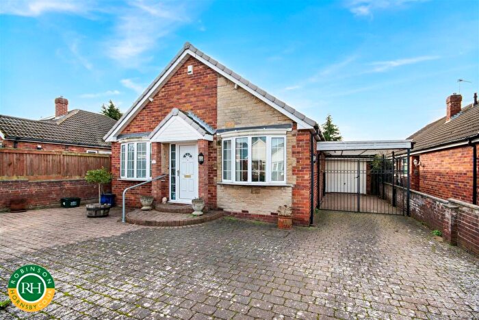 2 Bedroom Bungalow For Sale In Park Lane, Doncaster, DN4