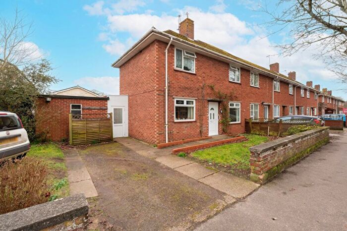 3 Bedroom End Of Terrace House For Sale In Cunningham Road, Norwich, NR5