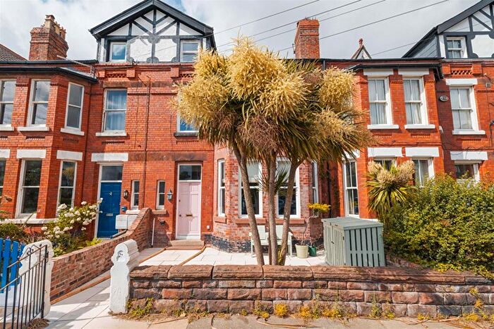 7 Bedroom Terraced House For Sale In Dunraven Road, West Kirby, Wirral, CH48