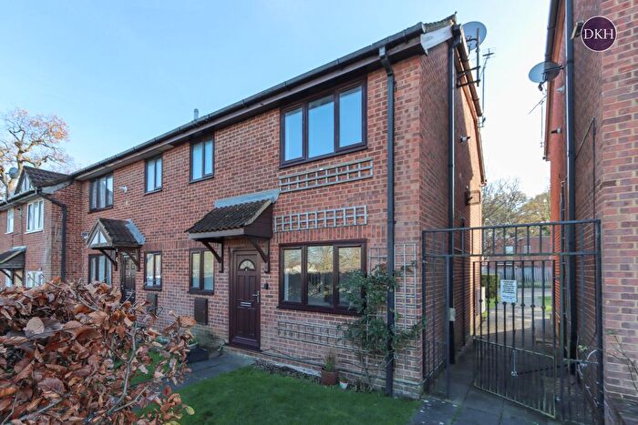 1 Bedroom End Terrace House To Rent In St. Andrews Terrace, Prestwick Road, Watford, Hertfordshire, WD19