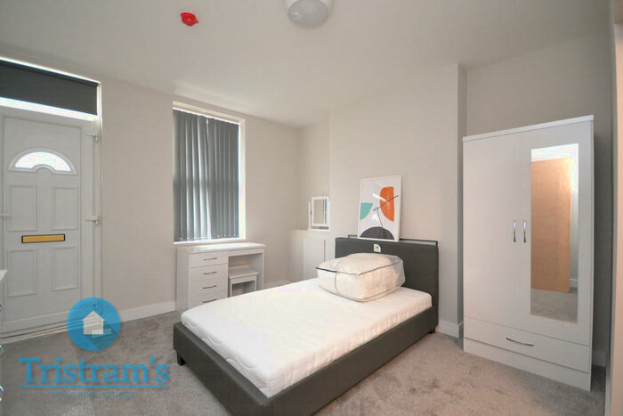 1 Bedroom End Of Terrace House To Rent In Room - City Road, Nottingham, NG7