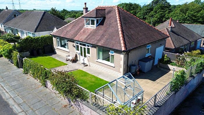 2 Bedroom Bungalow For Sale In Bradford Grove, Heysham, LA3