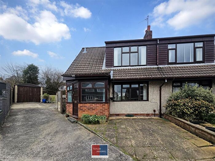 4 Bedroom Semi Detached House For Sale In Main Close, Haydock., WA11