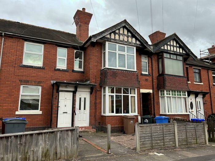 2 Bedroom Flat To Rent In Marina Road, Trent Vale, Stoke-on-Trent Staffordshire, ST4