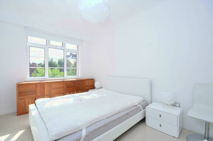 1 Bedroom Flat To Rent In Grove End Gardens, St John's Wood, London, NW8