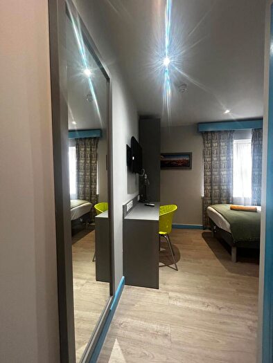 Studio To Rent In London Road, Thornton Heath, CR7