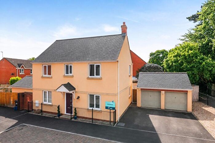 4 Bedroom Detached House For Sale In St. Thomas Court, Tiverton, EX16