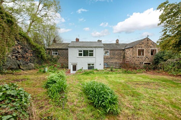 2 Bedroom Cottage For Sale In Slant Gate, Kirkburton, HD8