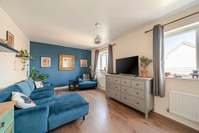 4 Bedroom Detached House To Rent In Sanders Walk, Harrogate, North Yorkshire, HG1