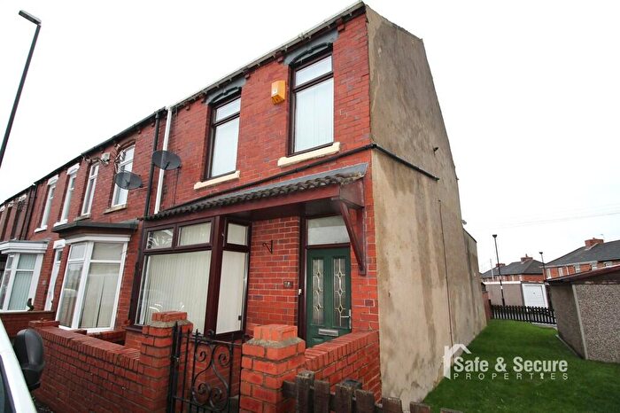 3 Bedroom End Of Terrace House For Sale In Station Avenue North, Fencehouses, Houghton Le Spring, DH4