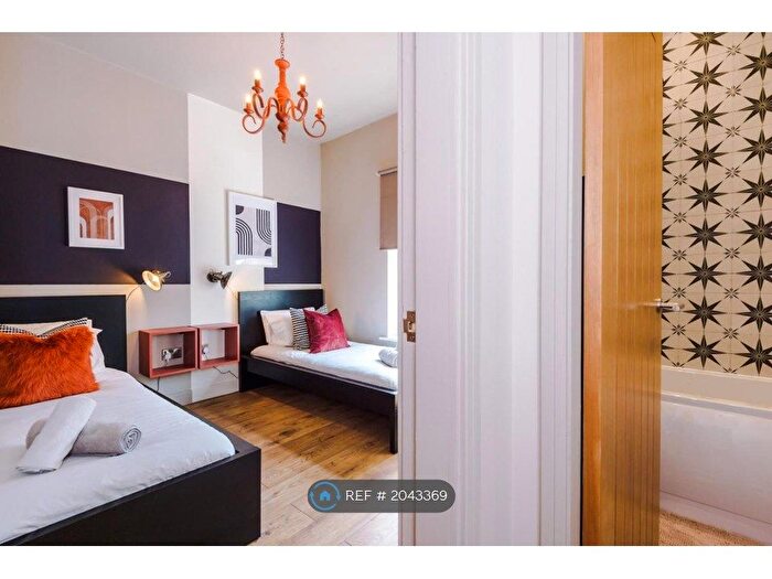 4 Bedroom Terraced House To Rent In Langshaw Street, Manchester, M16