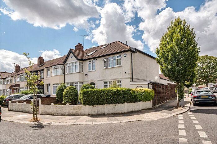 5 Bedroom End Terrace House For Sale In Purcell Road, Greenford, UB6