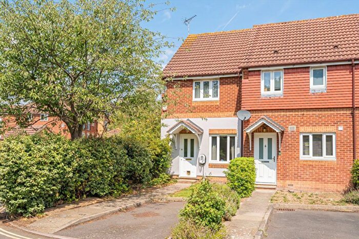 3 Bedroom Property To Rent In Varsity Drive, Twickenham, TW1