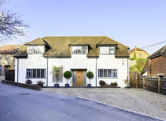 4 Bedroom Detached House For Sale In Marlow Bottom, Marlow, SL7