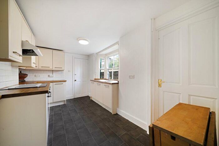 4 Bedroom End Of Terrace House To Rent In Swaton Road, Bow, E3