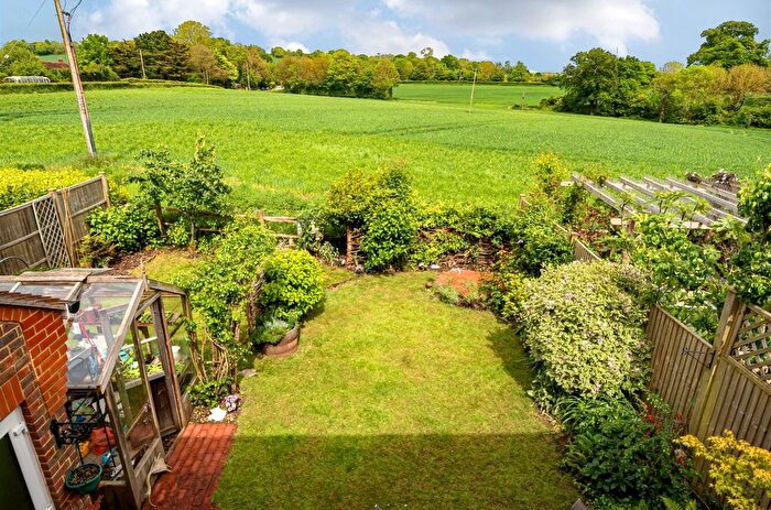 3 Bedroom Semi-detached House For Sale In Oakford Park, Halnaker, PO18