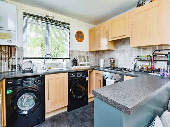 1 Bedroom Flat To Rent In Alderton Way, Trowbridge, Wiltshire, BA14