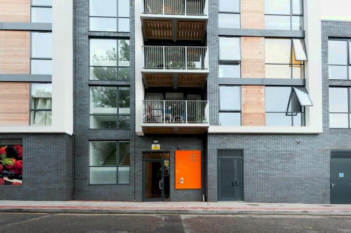 1 Bedroom Flat To Rent In Allgood Street, London, E2