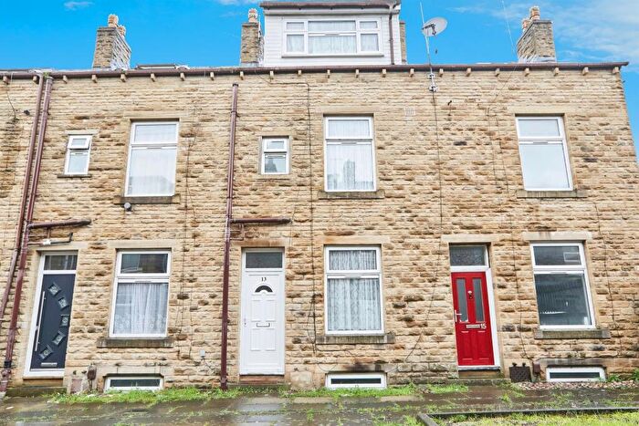 4 Bedroom Terraced House For Sale In Neville Street, Eastwood, Keighley, BD21
