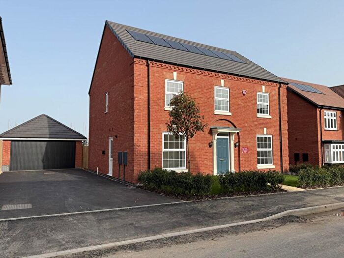 4 Bedroom Detached House For Sale In Lutterworth Road, Burbage, Hinckley, LE10