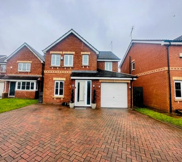 4 Bedroom Detached House To Rent In Eildon Hills Close, Hull, Yorkshire, HU7