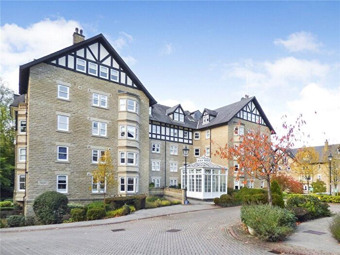 3 Bedroom Apartment For Sale In Mansfield Court, Harrogate, North Yorkshire, HG1