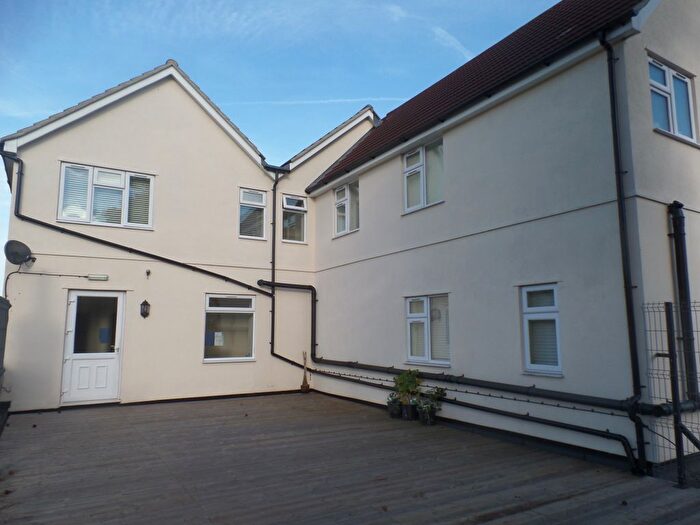 2 Bedroom Flat To Rent In Grace Court, Gillingham, ME7