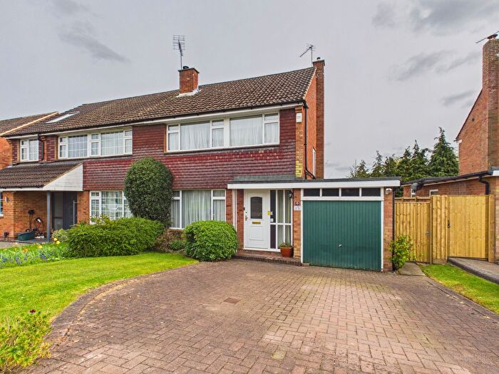 3 Bedroom Semi Detached House For Sale In Meadow Walk, Penn, High Wycombe, HP10