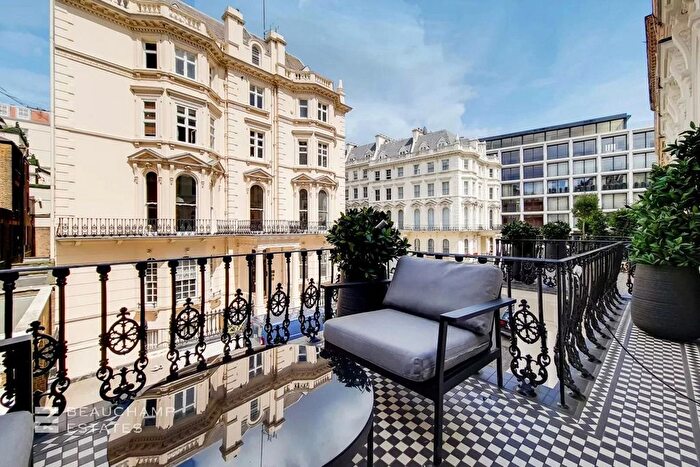 2 Bedroom Flat To Rent In Prince Of Wales Terrace, London, W8