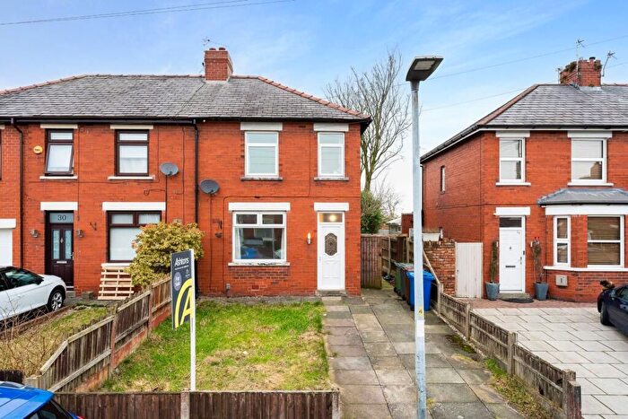 2 Bedroom Semi-Detached House For Sale In Coronation Street, Ashton-In-Makerfield, Wigan, WN4