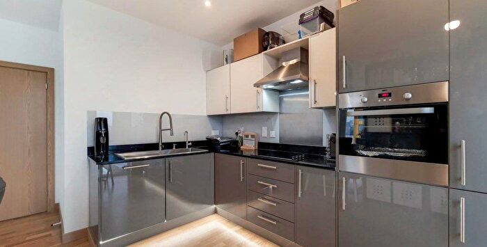 1 Bedroom Flat To Rent In Telcon Way, Greenwich, London, SE10