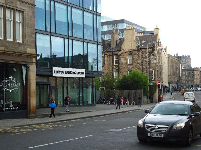 1 Bedroom Flat To Rent In Chalmers Buildings, Fountainbridge, Edinburgh, EH3