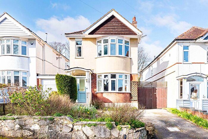 3 Bedroom Detached House For Sale In Tuckton Road, Tuckton, BH6