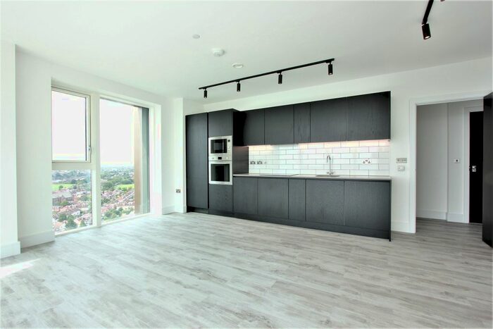 2 Bedroom Flat To Rent In Icon Tower, Portal Way, London, W3