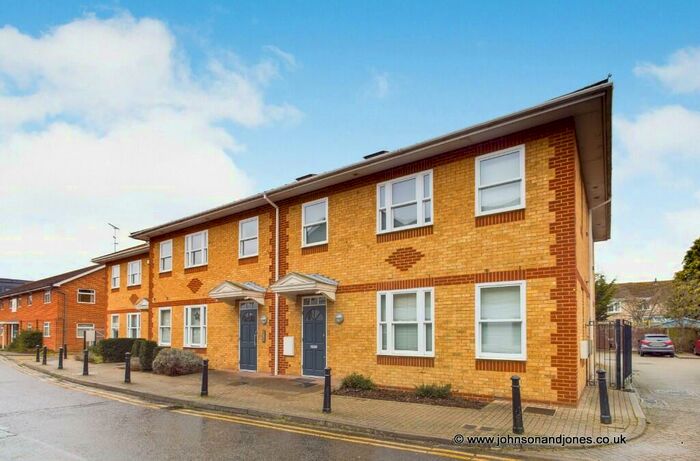 1 Bedroom Apartment To Rent In Gogmore Lane, Chertsey, Surrey, KT16